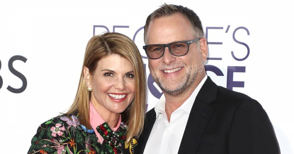 ‘Fuller House’ Star Dave Coulier Says He Will Support Lori Loughlin ‘Forever’ - www.usmagazine.com - county Cook