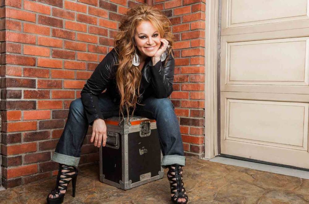 Jenni Rivera Scores 14th Top 10 on Regional Mexican Airplay Chart with ‘Engañémoslo’ - www.billboard.com - Mexico