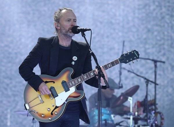 Guitarist Ed O’Brien addresses Radiohead charity show plans - www.breakingnews.ie - London