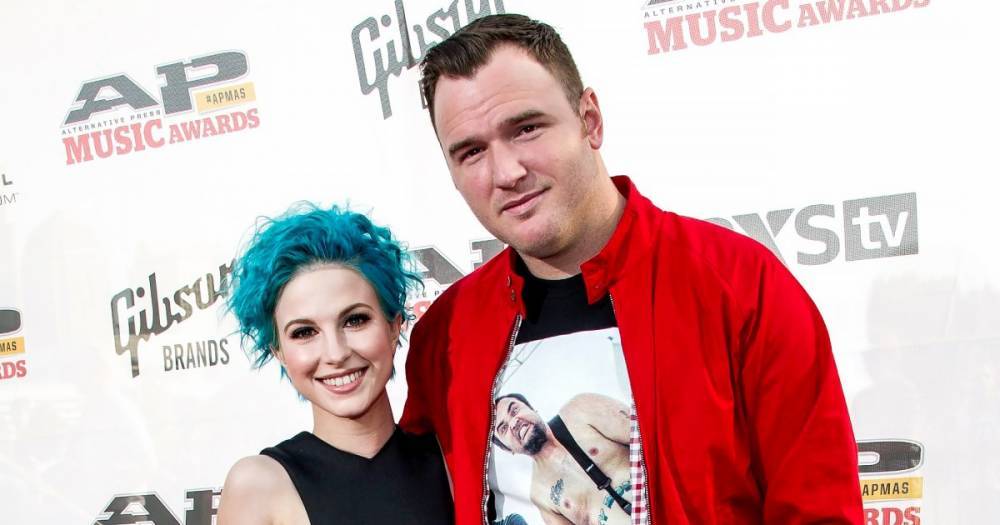 Hayley Williams Reveals She Entered Treatment After Ending Her Marriage to Chad Gilbert - www.usmagazine.com - Chad