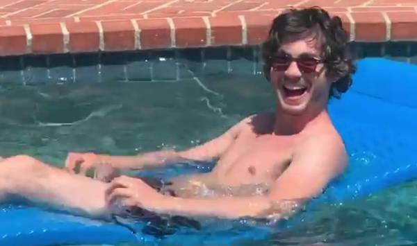 'Demigod of the Sea' Logan Lerman Takes Dip (and Slip) in the Pool - www.justjared.com - Greece - city Jackson