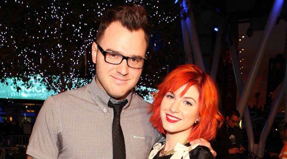 Hayley Williams Went to Rehab After Divorce from Chad Gilbert - www.justjared.com - Chad