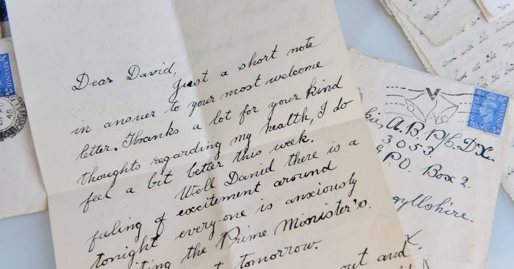 Scots mum in tears after finding grandparents’ sweet wartime love letters - www.dailyrecord.co.uk - Scotland