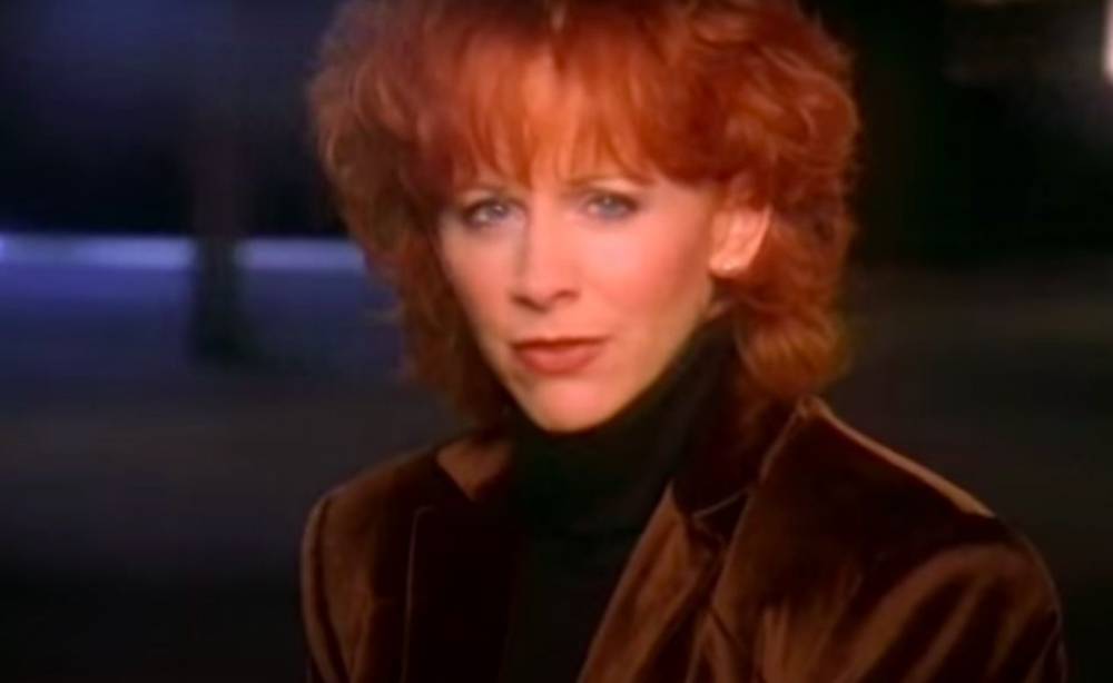 Reba McEntire Unveils New Video For 1997 Hit ‘What If’: ‘Maybe We Can Still Change Things’ - etcanada.com