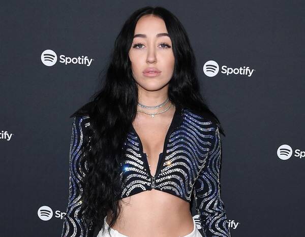 Noah Cyrus Tells Critics to "Just Chill the F--k Out" in Fiery Clapback - www.eonline.com