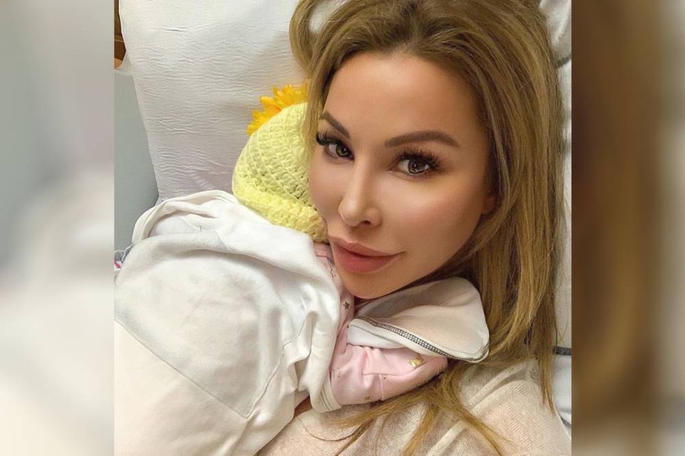 The Real Housewives of Miami's Lisa Hochstein Welcomes a Baby Girl via Surrogate (UPDATED) - www.bravotv.com