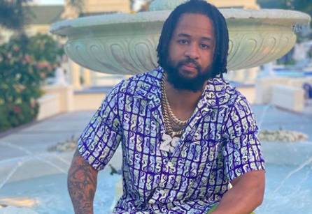 Earl Thomas’ Wife Gifts Him A Diamond Chain A Day After Allegedly Holding Him At Gunpoint - theshaderoom.com - city Baltimore