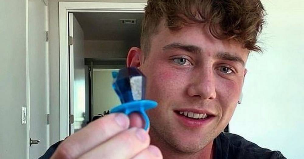 Too Hot To Handle's Harry Jowsey proposes to girlfriend Francesca Farago with a candy ring on Zoom - www.ok.co.uk