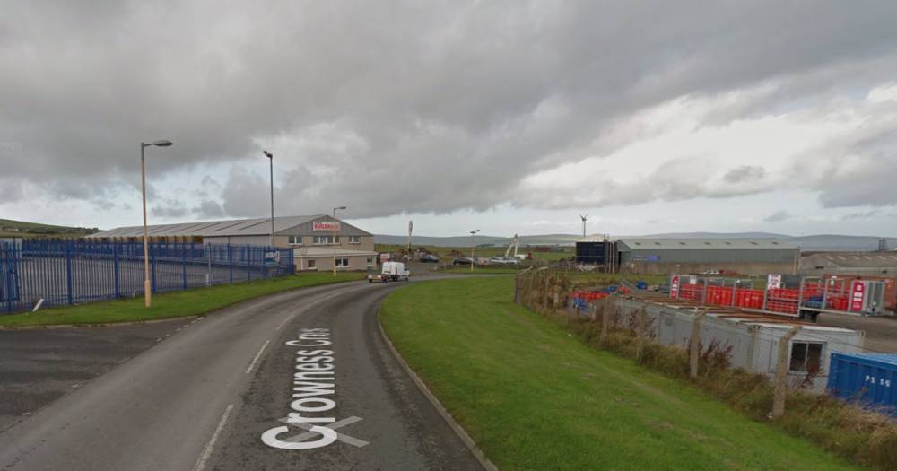 Motorcyclist killed in horror crash on Scots industrial estate - www.dailyrecord.co.uk - Scotland