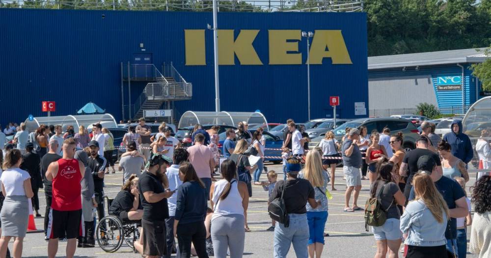 IKEA shoppers in disbelief over 'five mile queues' in the blistering heat as stores reopen - www.manchestereveningnews.co.uk - Sweden