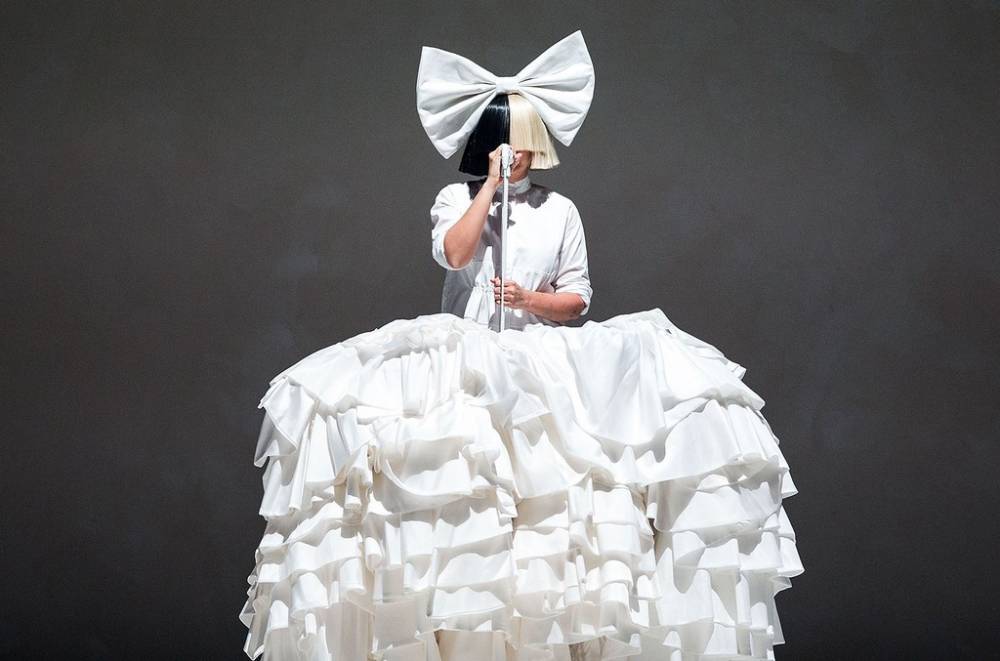 Sia and Maddie Ziegler Toss Pancakes, Blow Bubbles for Colorful ‘Together’ Performance on ‘Fallon’: Watch - www.billboard.com - Australia - Los Angeles