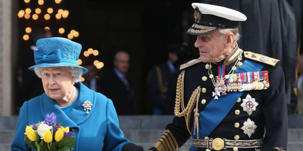 The Royal Family Releases a Rare Photo of Queen Elizabeth and Prince Philip for His 99th Birthday - www.cosmopolitan.com