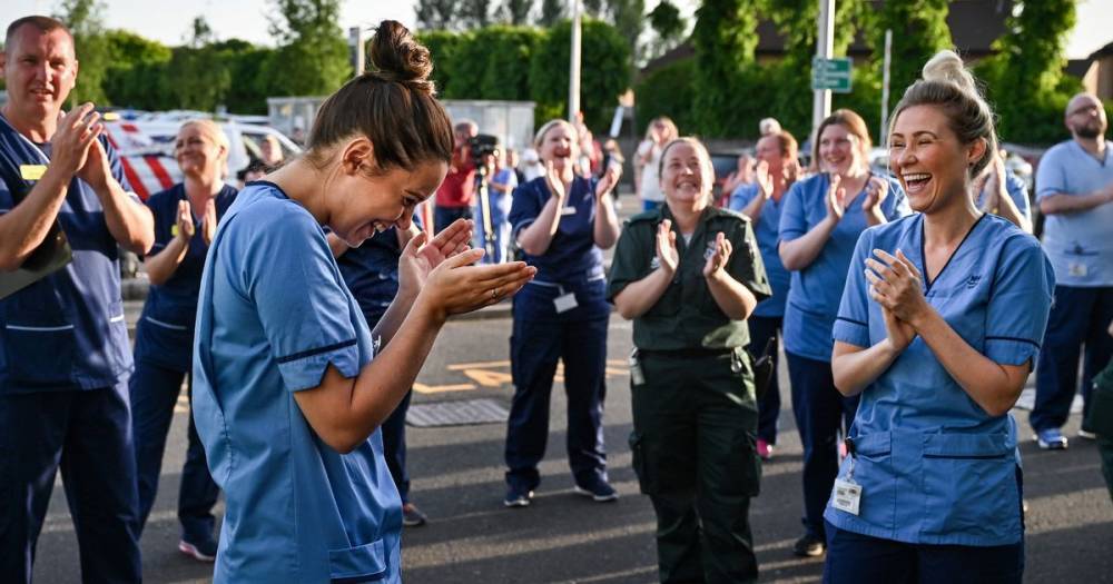 Minutes silence and calls for one more 'clap of thanks' for NHS and key workers next month - www.manchestereveningnews.co.uk