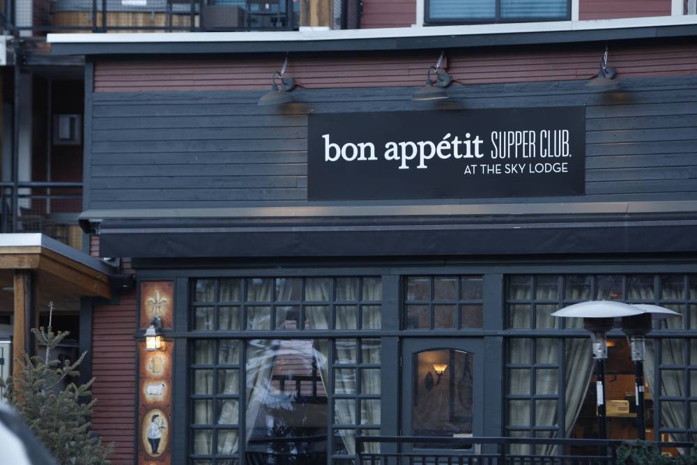 Condé Nast-Owned Bon Appétit Concedes Its Staff Has Been “Far Too White For Far Too Long” - deadline.com