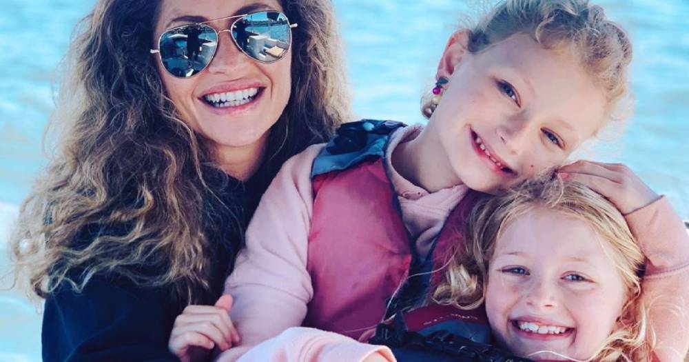 Rebecca Gayheart Has ‘Really Difficult’ Conversations With Her Daughters About Youth Homelessness - www.usmagazine.com