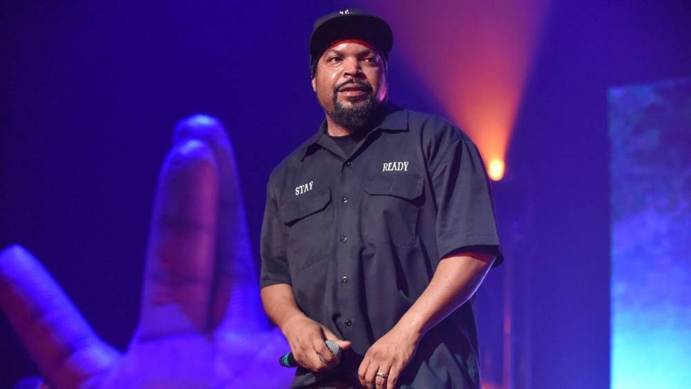 Ice Cube accused of sharing anti-Semitic images on Twitter - www.foxnews.com - Australia - Manhattan - Denmark