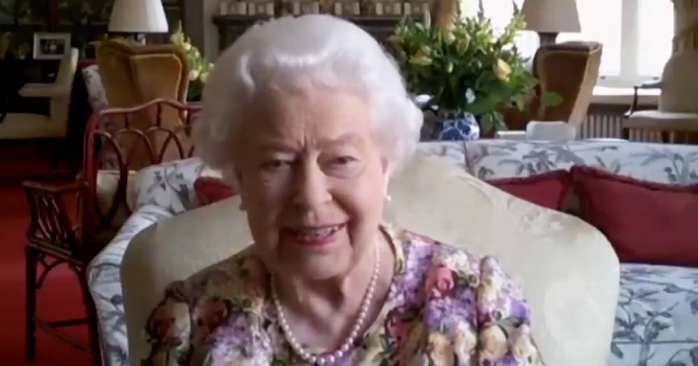 Queen Elizabeth II Takes Part in Her 1st Public Zoom Ahead of Her 94th Birthday Parade - www.usmagazine.com