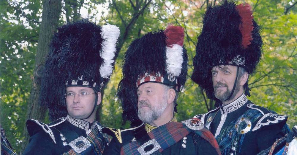 Pipers will gather in Larkhall on Friday to pay tribute to World War II heroes - www.dailyrecord.co.uk - Germany - Belgium