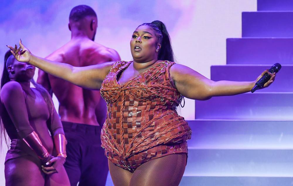 Lizzo addresses fat-shamers in new TikTok exercise video: “I’m not working out to have your ideal body type” - www.nme.com