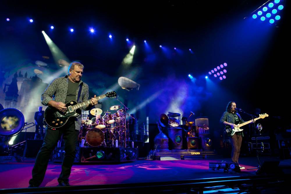 Rush Guitarist Alex Lifeson Has No ‘Motivation’ To Play After Neil Peart’s Death - etcanada.com