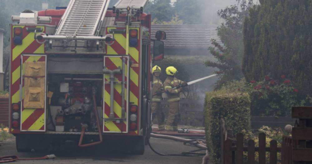 Fire crews tackle large blaze after static caravan homes go up in flames - www.dailyrecord.co.uk