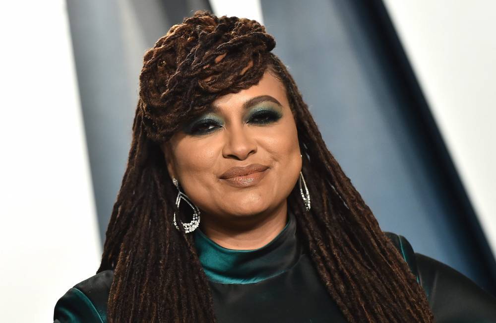 Ava DuVernay Calls Out The White People Who Are Using Vandalized Stores For Social Media Photo Ops - etcanada.com