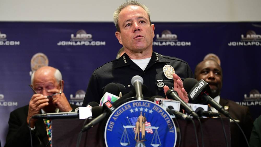 LAPD Chief Issues Formal Apology for Controversial George Floyd Comment: "I Misspoke" - www.hollywoodreporter.com - Los Angeles - Los Angeles - Minneapolis - county Moore