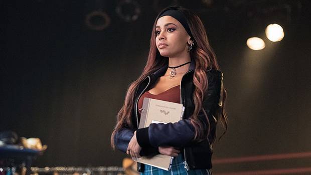‘Riverdale’s Vanessa Morgan Criticizes Show For Making Black Characters ‘Sidekicks’ To ‘White Leads’ - hollywoodlife.com