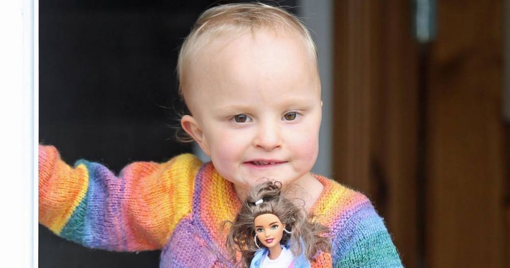 Heartwarming moment Scots toddler with rare deformity says new doll with prosthetic leg looks 'just like me' - www.dailyrecord.co.uk - Scotland