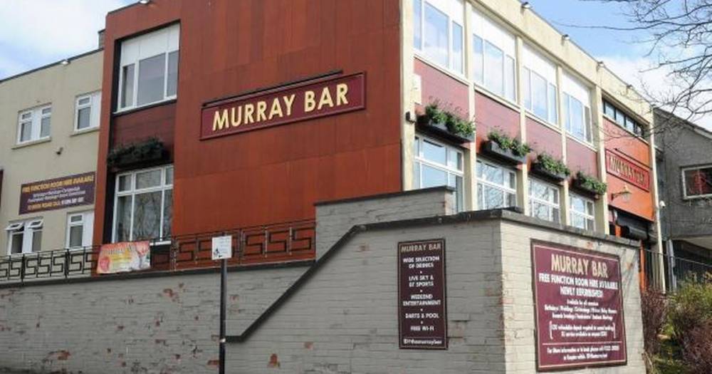 Knife thug stabbed victim's head during mass brawl in East Kilbride pub court hears - www.dailyrecord.co.uk