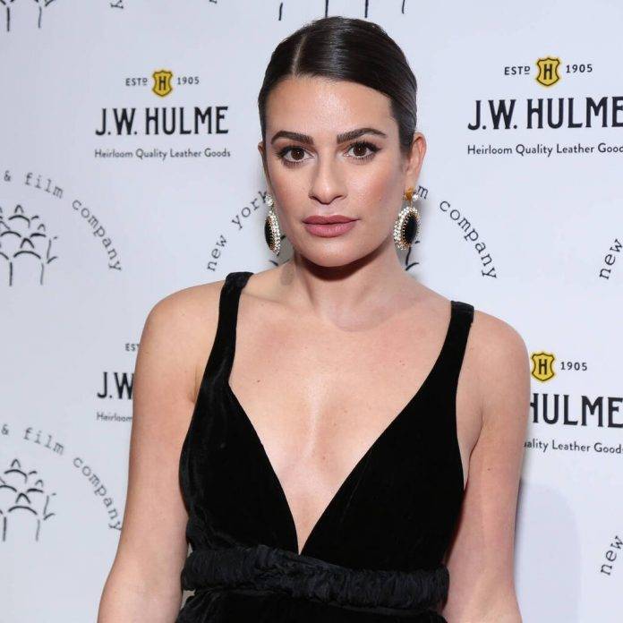 Lea Michele issues apology to Glee co-stars following bullying accusations - www.peoplemagazine.co.za