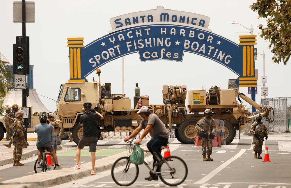 Santa Monica & Beverly Hills Extend Curfews; Los Angeles City & County Expected To Follow - deadline.com - Los Angeles - Santa Monica