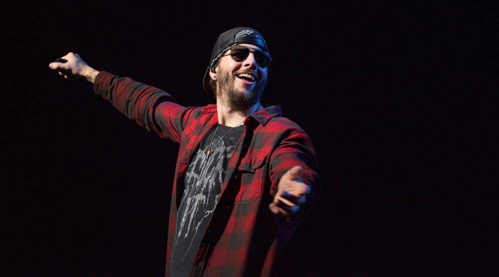 Avenged Sevenfold Singer Urges Rock and Metal Fans to Back Black Lives Matter, Disavows Old Confederate Imagery - variety.com