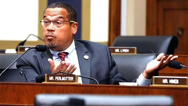 Keith Ellison: 5 Things To Know About AG Who Brought Charges Against 4 Cops In George Floyd Case - hollywoodlife.com - Minnesota - Minneapolis - George