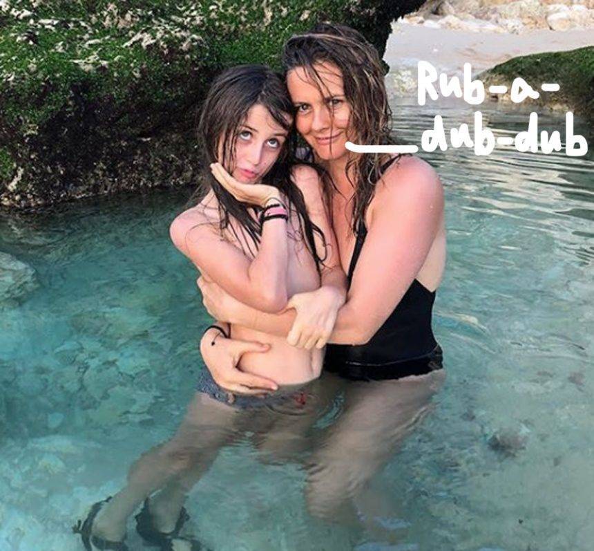 Alicia Silverstone Reveals She & 9-Year-Old Son Bear ‘Take Baths Together’! - perezhilton.com - New York