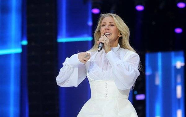 Ellie Goulding says she was ‘painfully shy’ as a child - www.breakingnews.ie