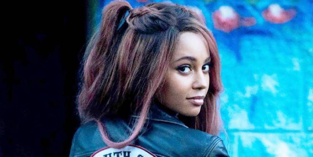 Riverdale boss apologises and promises to "do better" to honour Vanessa Morgan and character Toni Topaz - www.msn.com