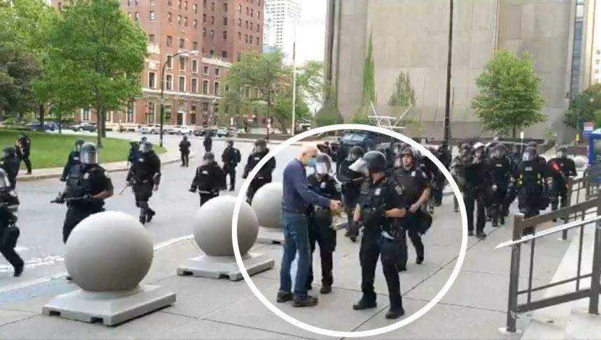 Two Buffalo Cops Suspended After Video Shows Them Pushing 75-Year-Old Man To Ground Amid Protests - perezhilton.com - New York - county Buffalo