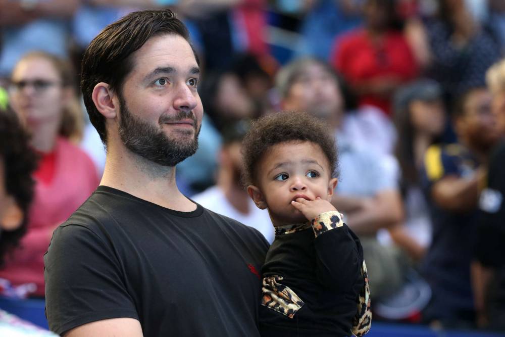 Alexis Ohanian Resigns From Seat At Reddit And Asks To Be Replaced By A Black Candidate — Donates Money To Know Your Rights Camp - celebrityinsider.org