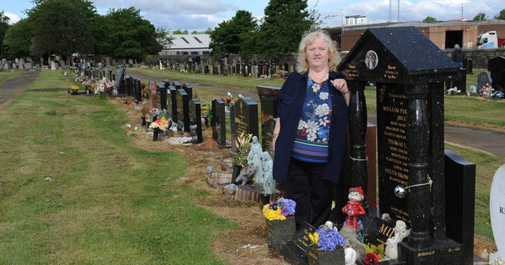 Paisley widow pays emotional thanks as anniversary of son's death nears - www.dailyrecord.co.uk
