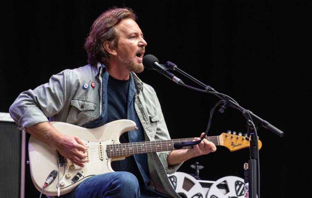 Pearl Jam share uncensored version of ‘Jeremy’ music video - www.nme.com - USA