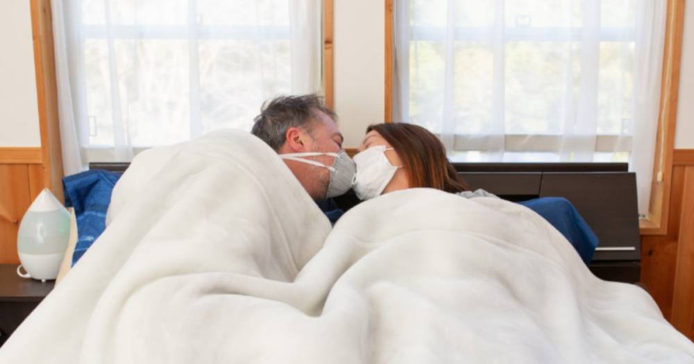 Experts advise that Scots couples should try 'talking' instead of having sex during the coronavirus pandemic - www.dailyrecord.co.uk - Scotland