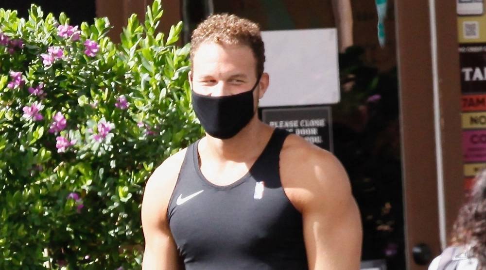 Blake Griffin's Chiseled Abs Can Be Seen Through His Tight Tank! - www.justjared.com - Detroit