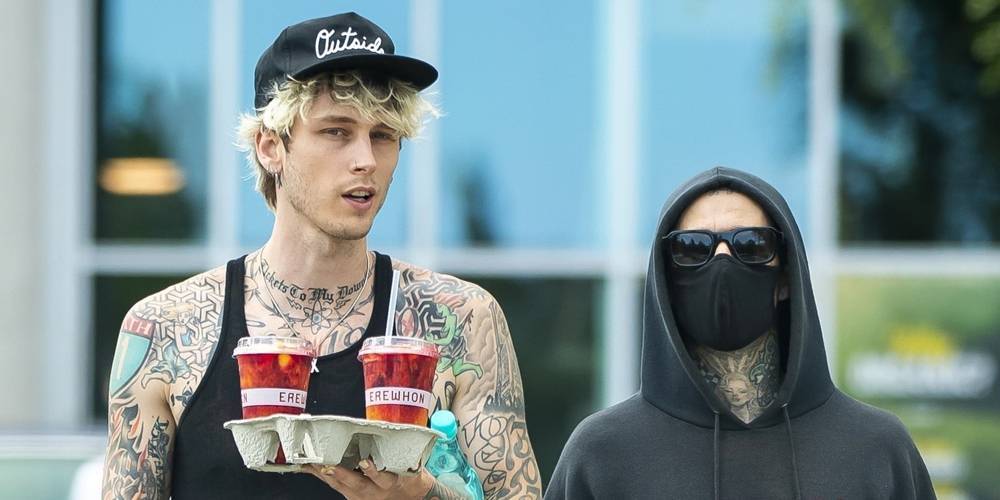 Machine Gun Kelly Picks Up Drinks To Go With Travis Barker After Protesting in LA - www.justjared.com - Los Angeles