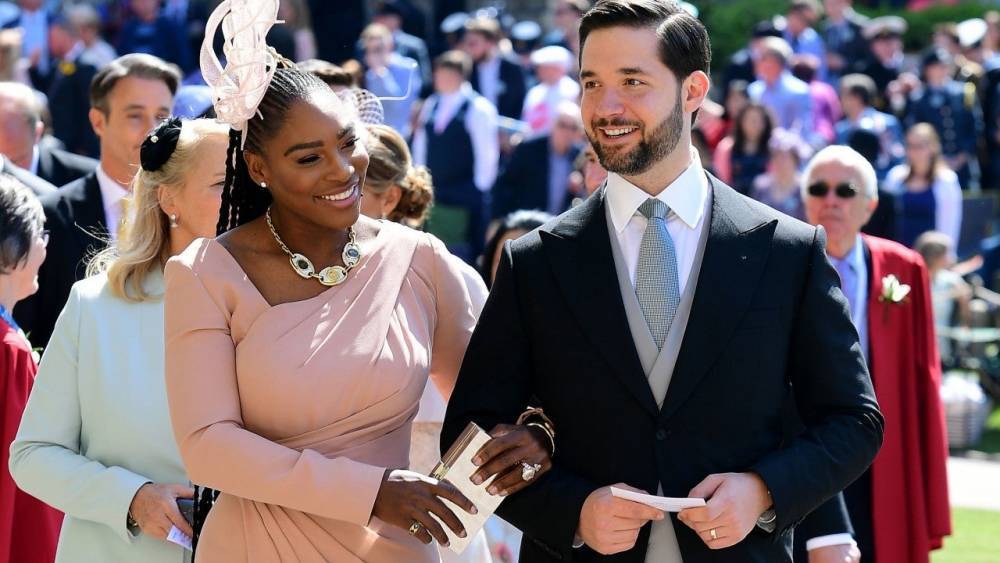 Alexis Ohanian Opens Up About His Decision to Step Down From Reddit Board - www.etonline.com
