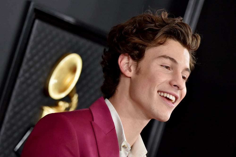 Shawn Mendes Congratulates Students After They Perform ‘There’s Nothing Holdin’ Me Back’ On ‘Dear Class Of 2020’ - etcanada.com - Choir