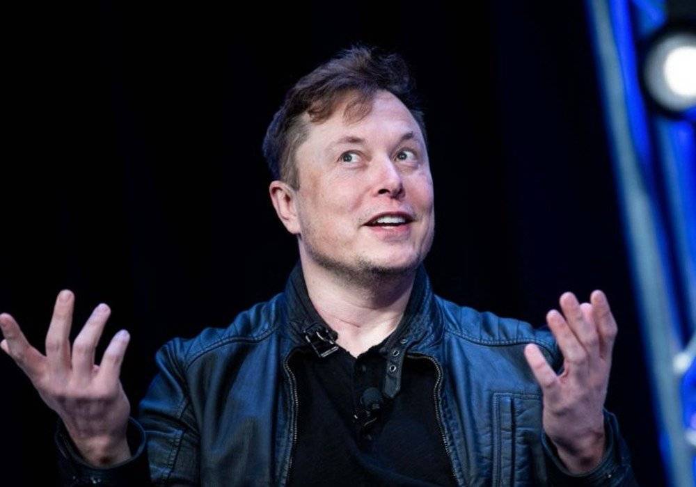 Elon Musk Tweets Political View That Could Get Him ‘Into Trouble,’ Gets Support From Joe Rogan - celebrityinsider.org