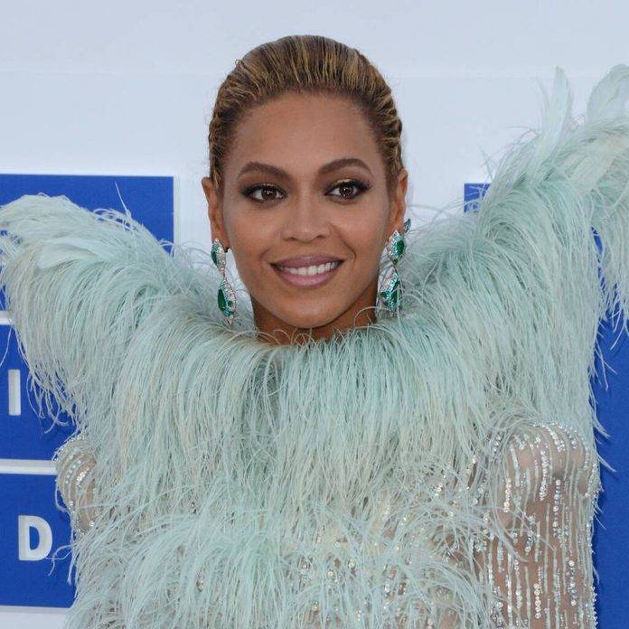 Beyonce applauds Class of 2020 for starting ‘real change’ - www.peoplemagazine.co.za - Minnesota