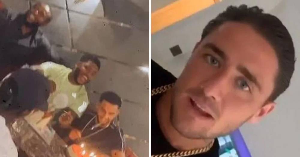 Stephen Bear breaks lockdown rules at a restaurant with at least 30 pals before hosting a house party - www.ok.co.uk