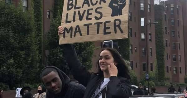 Love Island's Siânnise Fudge shares powerful plea with followers after Black Lives Matter march - www.msn.com - Britain